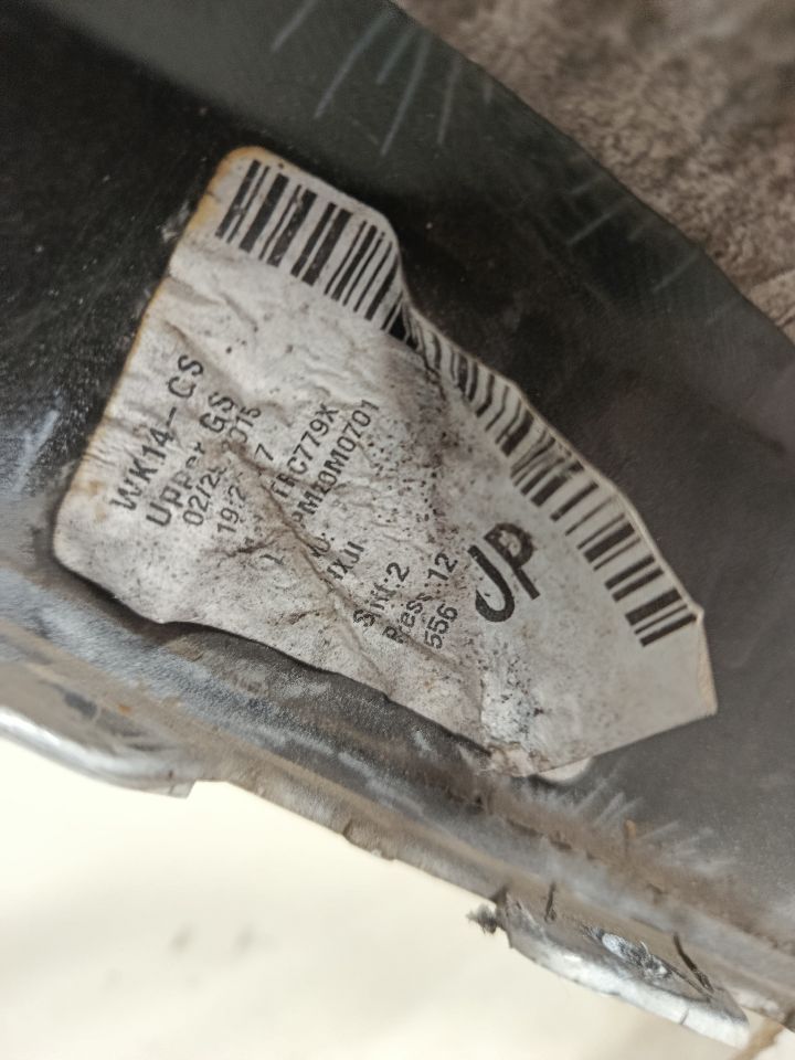 Part image 9