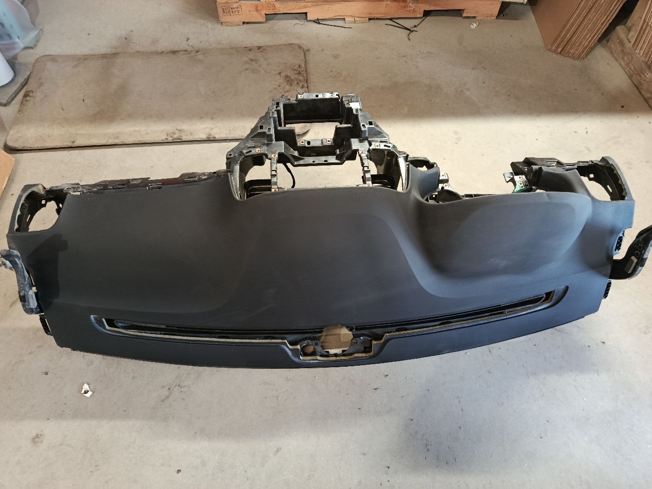 Part image 6