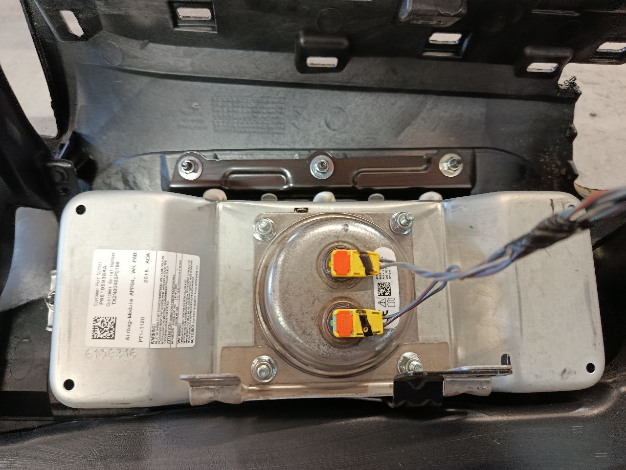 Part image 10