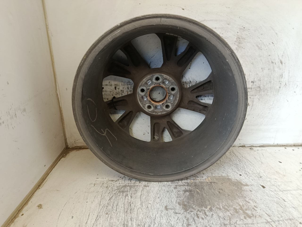 Part image 3