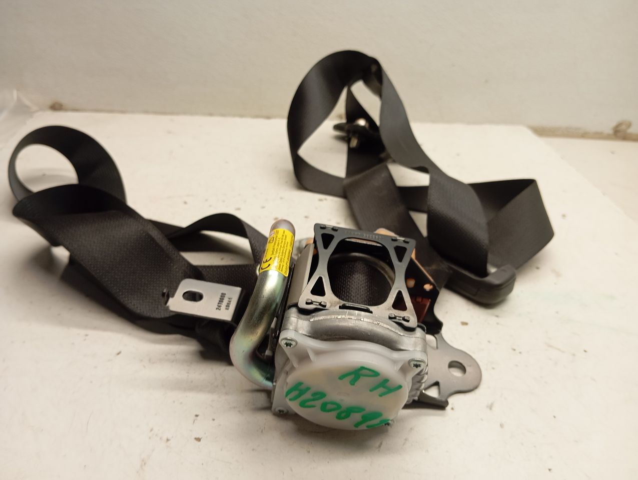 Used 2019 Honda CIVIC Seat Belt, Front - Stock #H20892