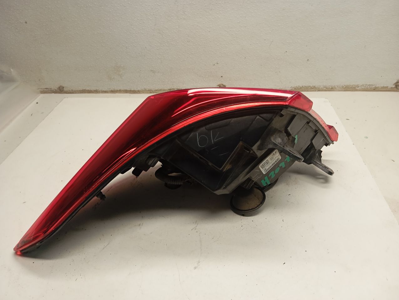 Part image 3