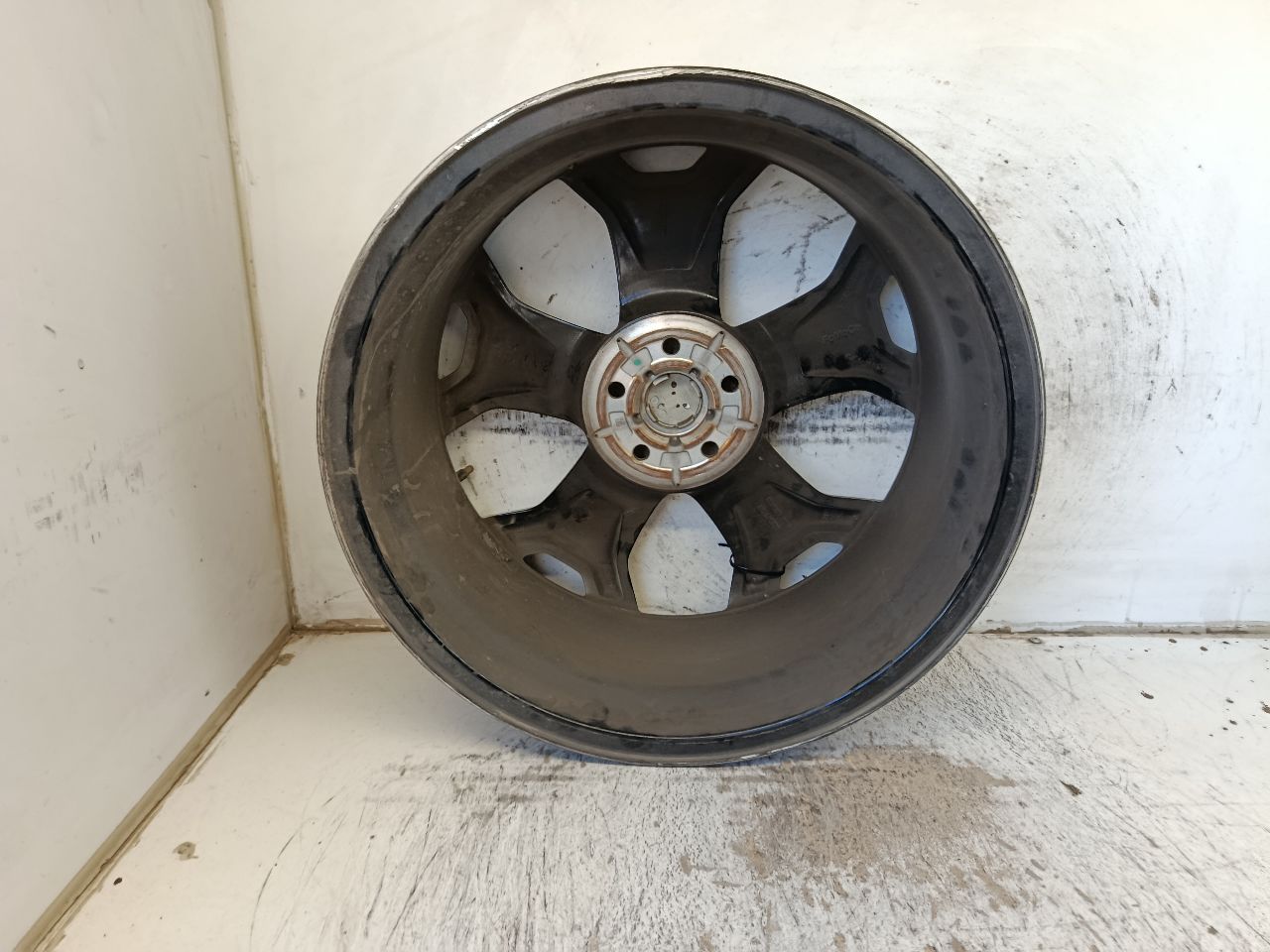 Part image 3