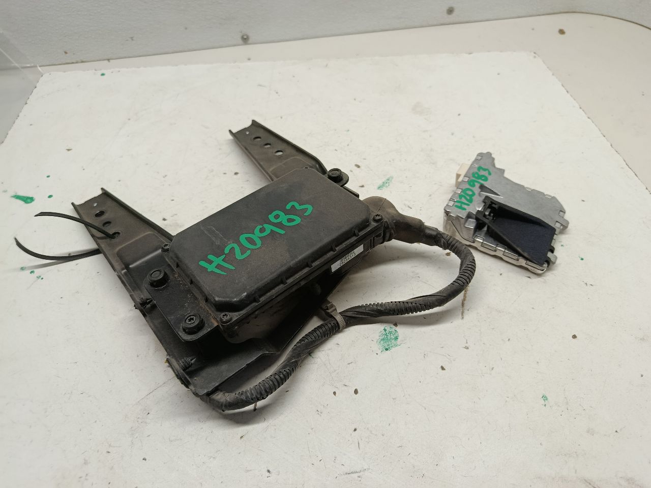 2019 Ford ESCAPE Camera Projector