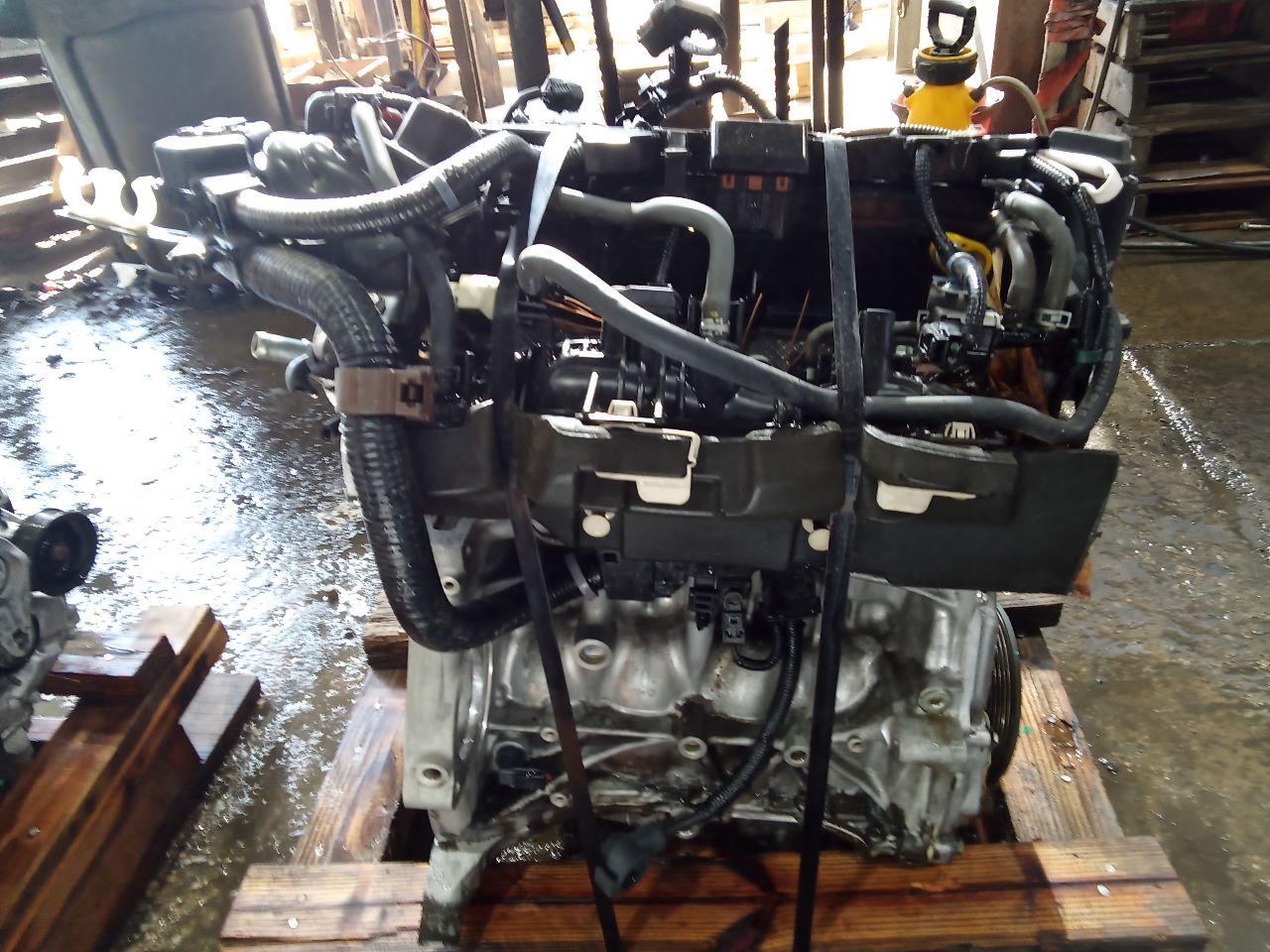 Part image 6