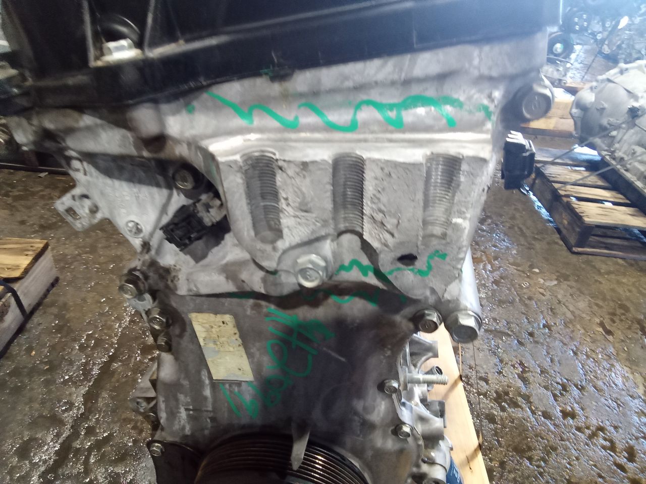 Part image 3