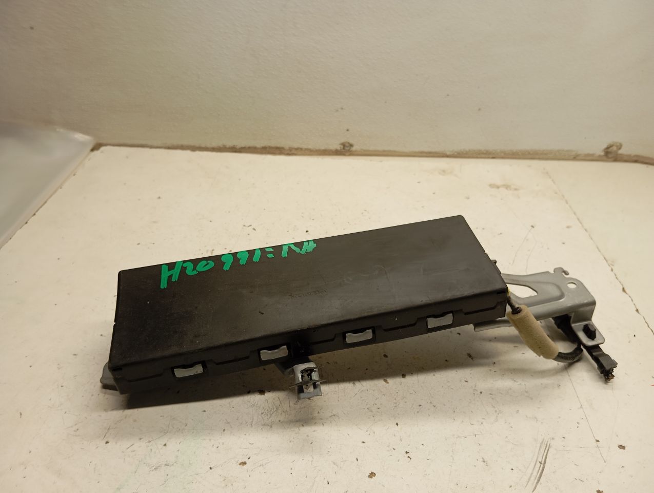Part image 1
