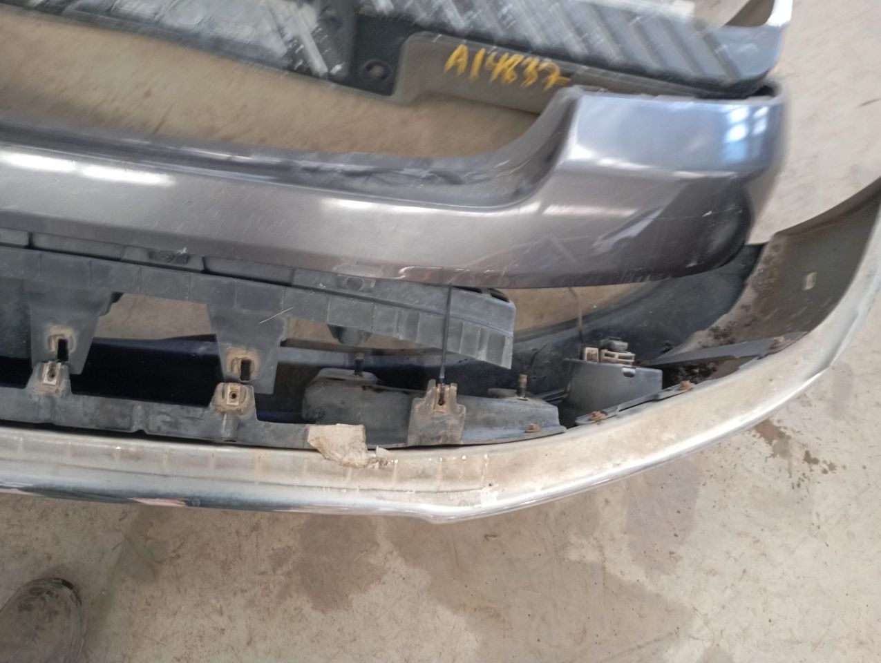 Part image 3