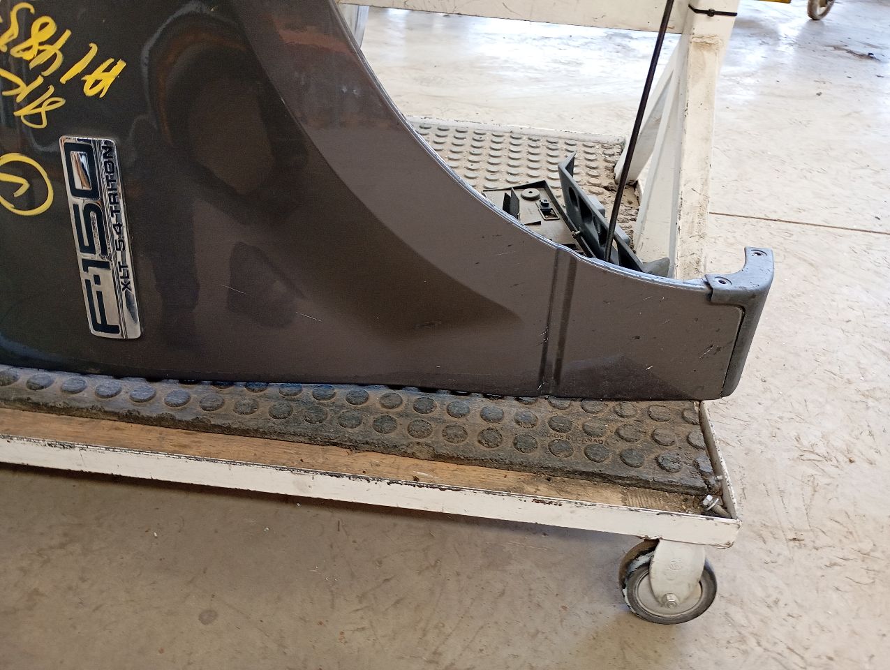 Part image 4