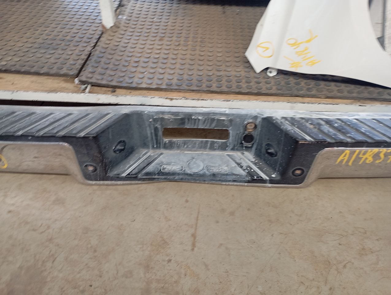 Part image 4