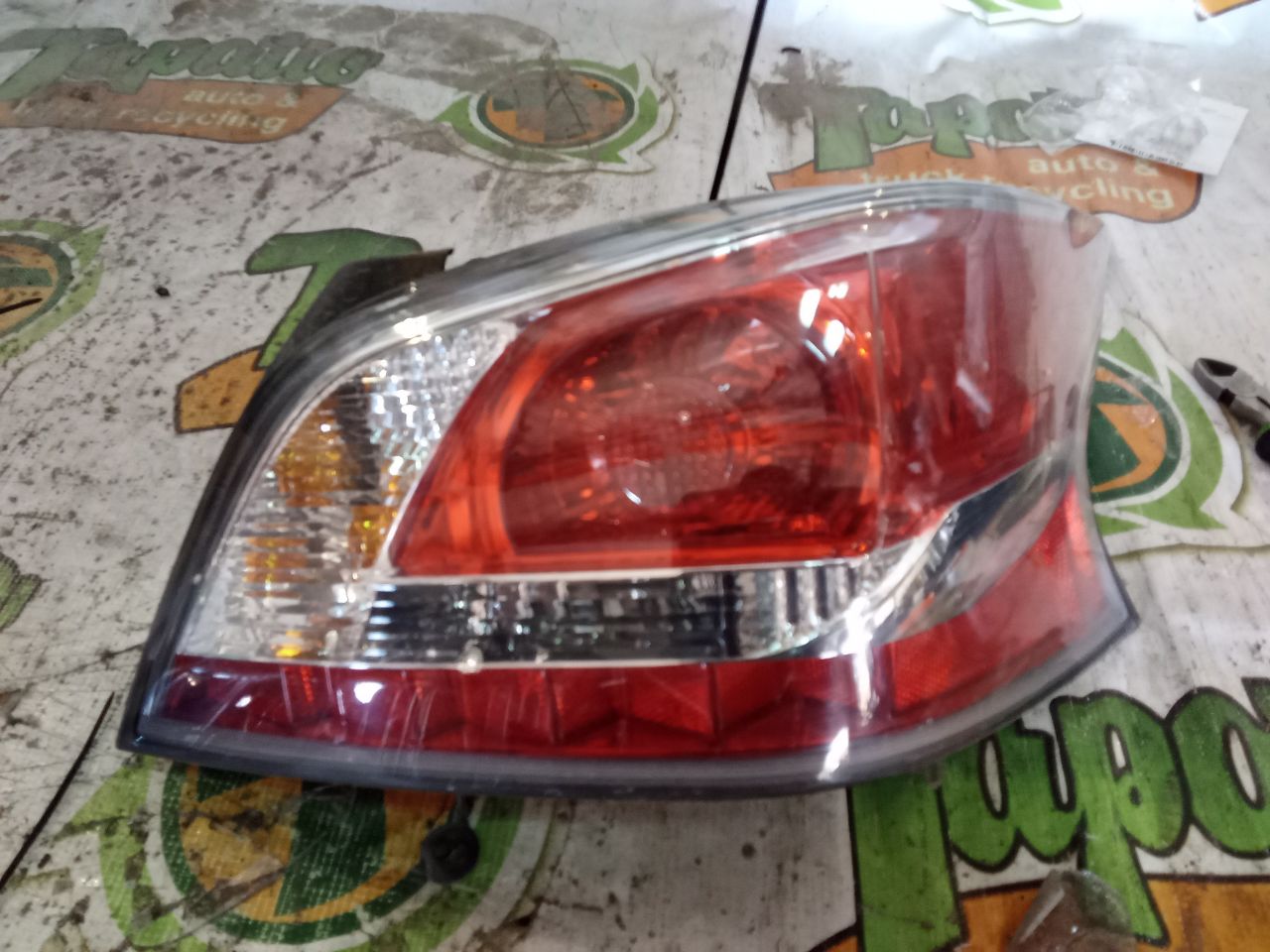 Part image 1