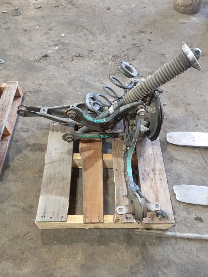 Part image 4