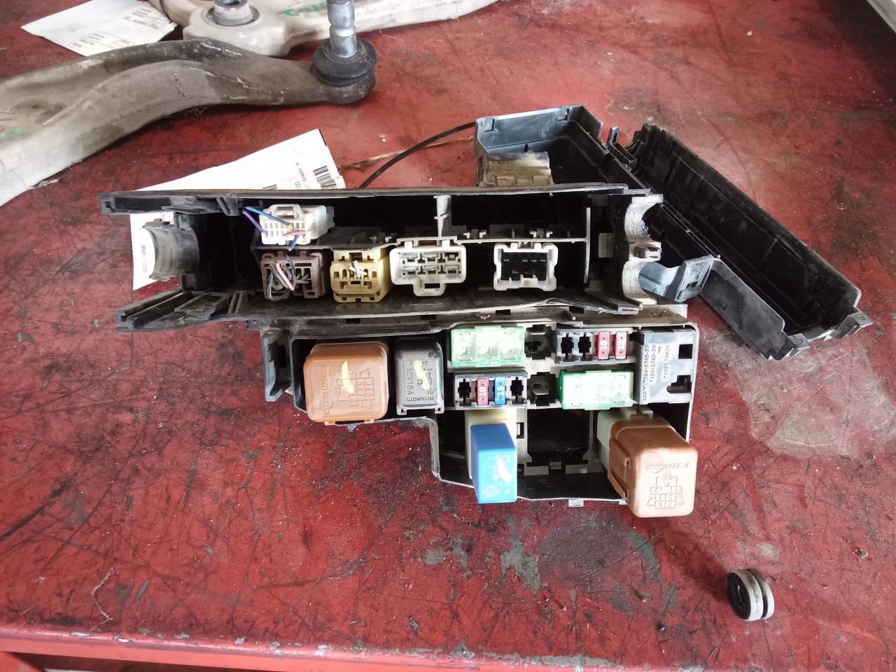Part image 4