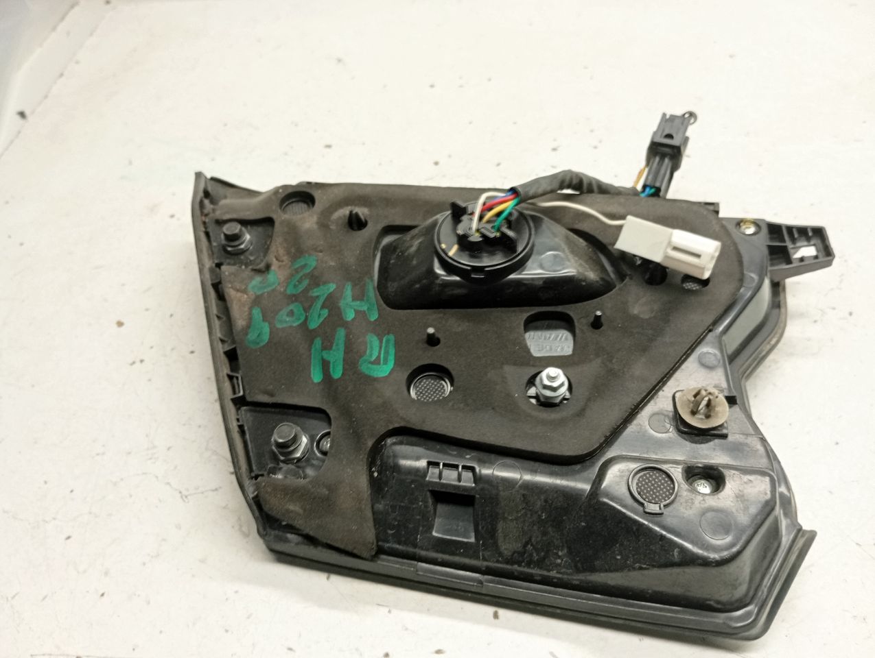 Part image 11