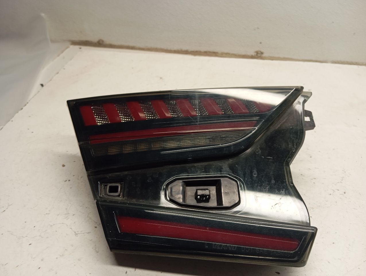 Part image 13