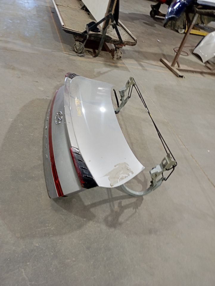 Part image 3