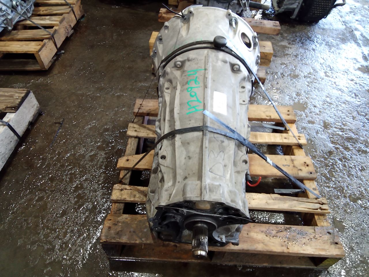 Part image 3
