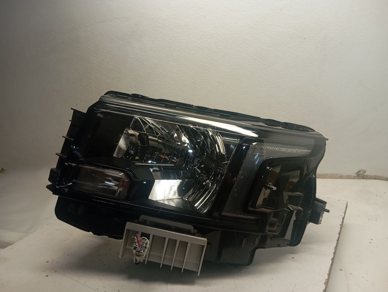 Part image 10