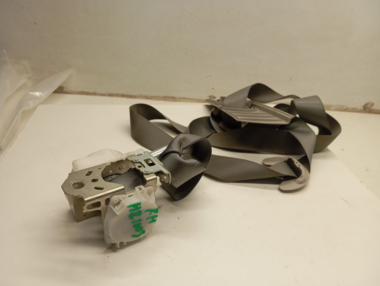 Used 2014 Toyota COROLLA Seat Belt, Front - Stock #H21003