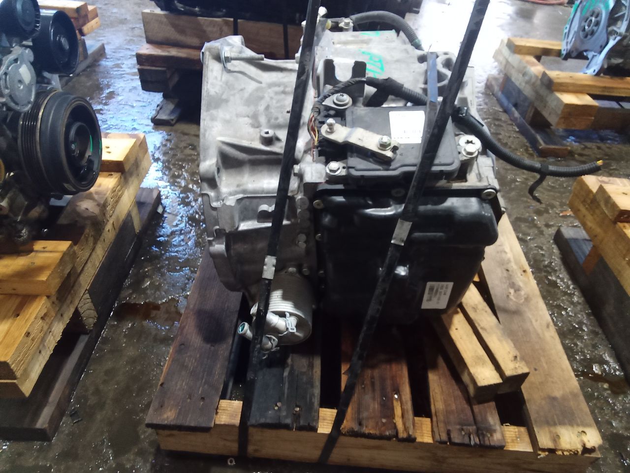 Part image 3