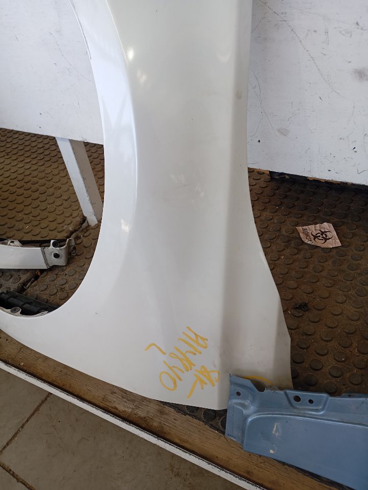 Part image 3