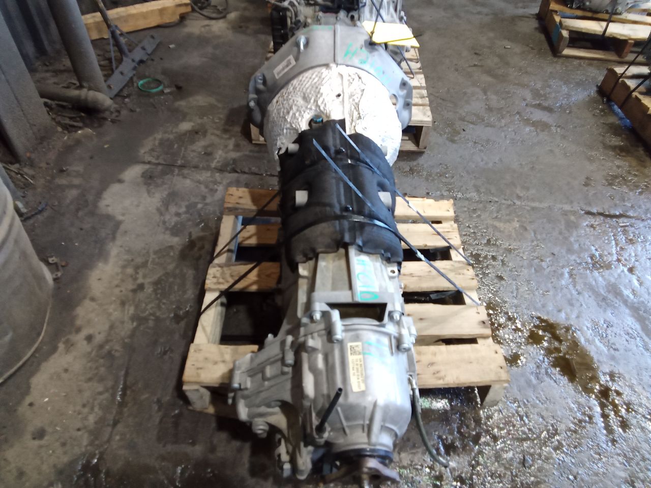 Part image 3