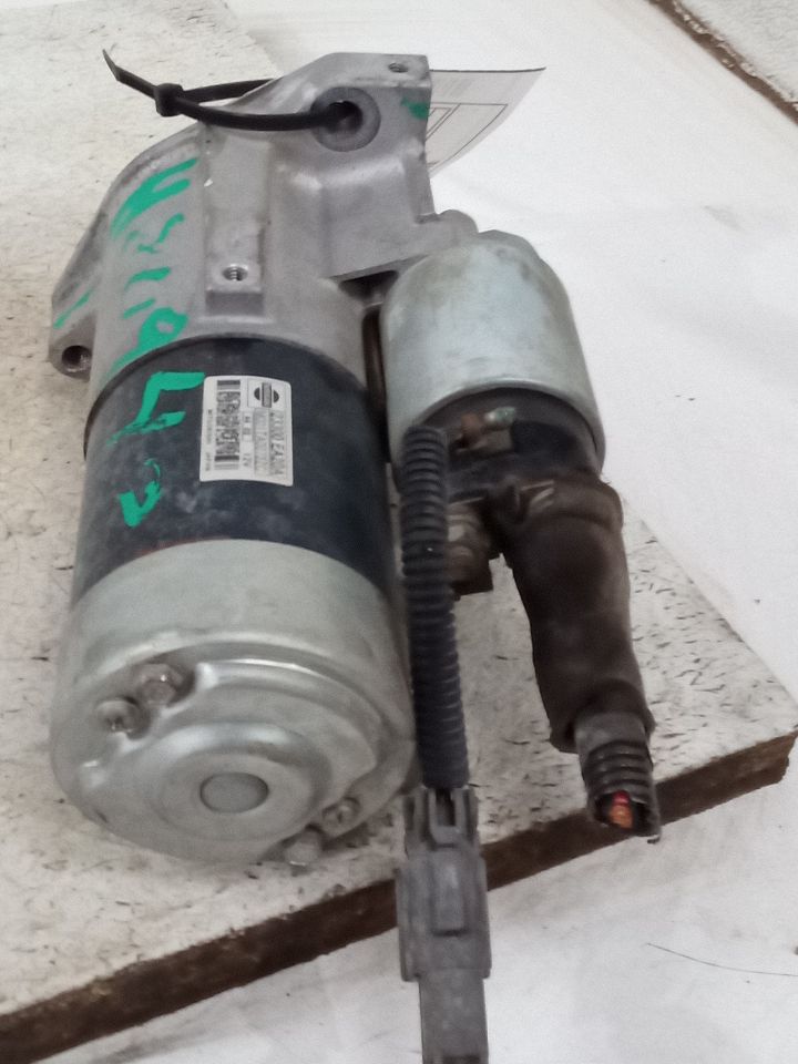 Part image 4