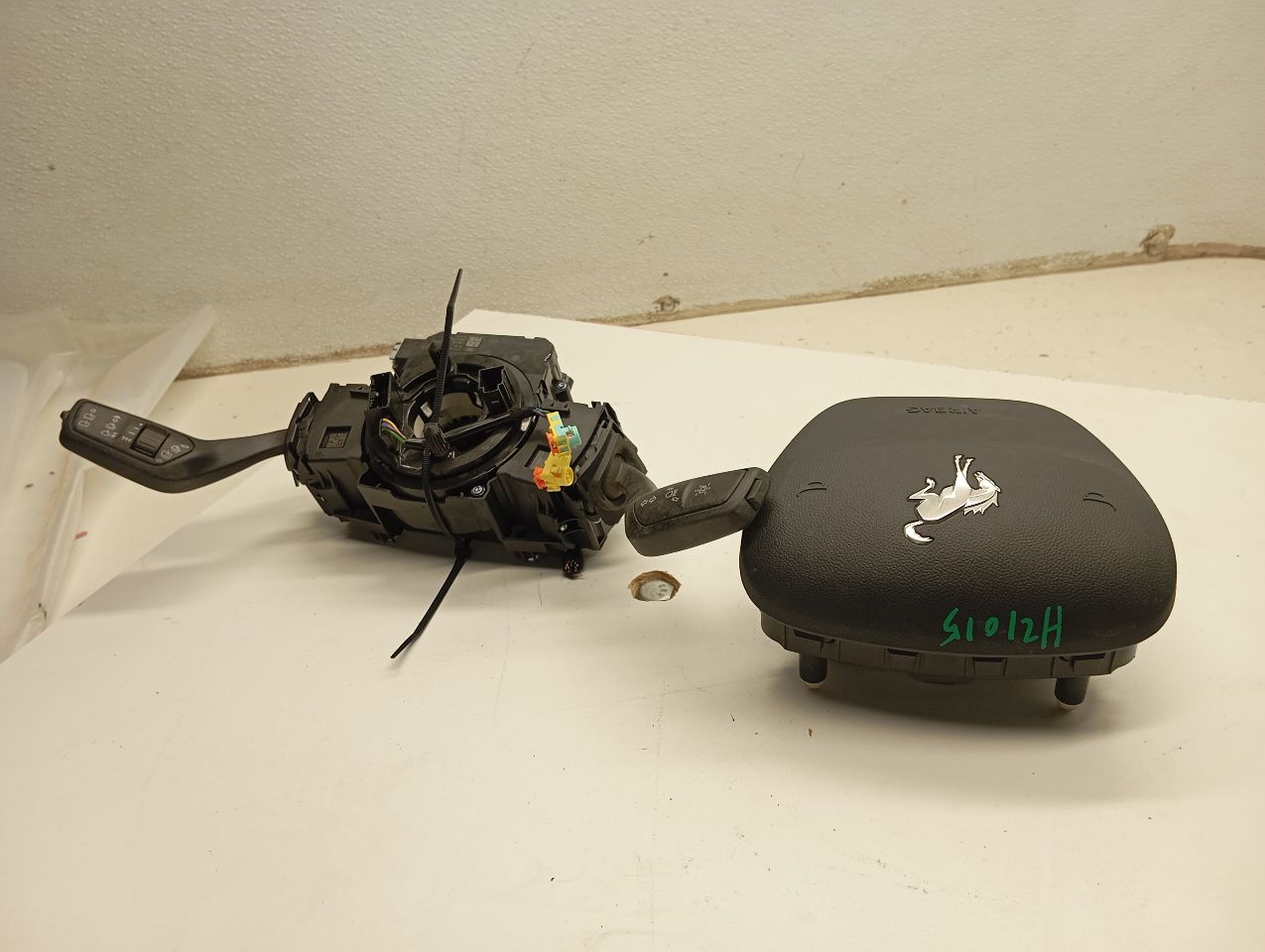 Part image 3