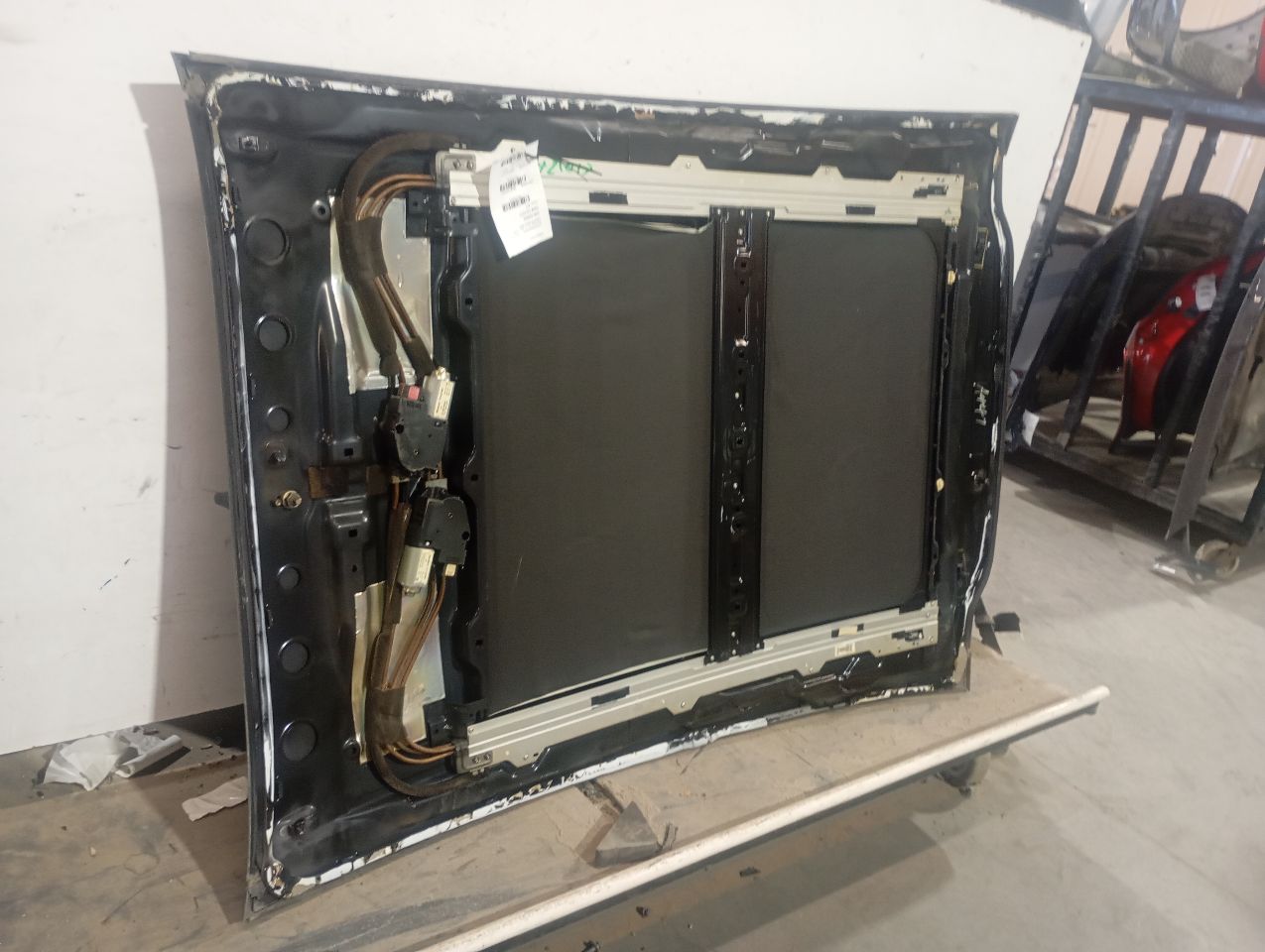 Part image 3
