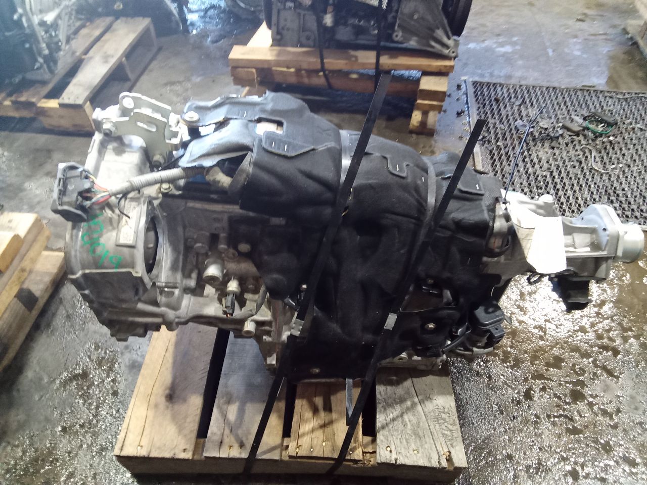 Part image 3