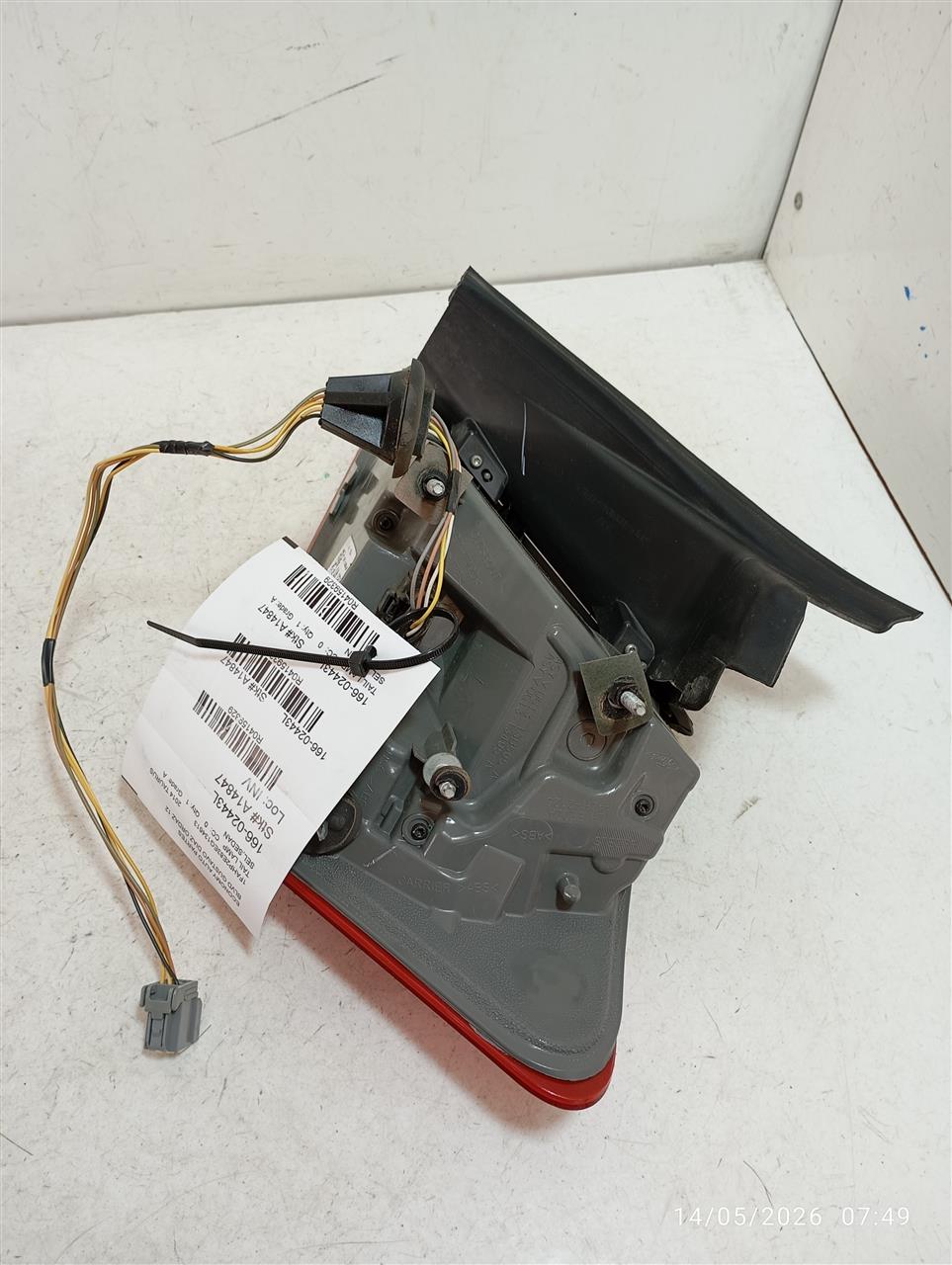 Part image 3