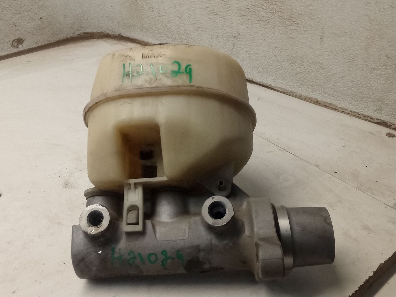 Part image 2