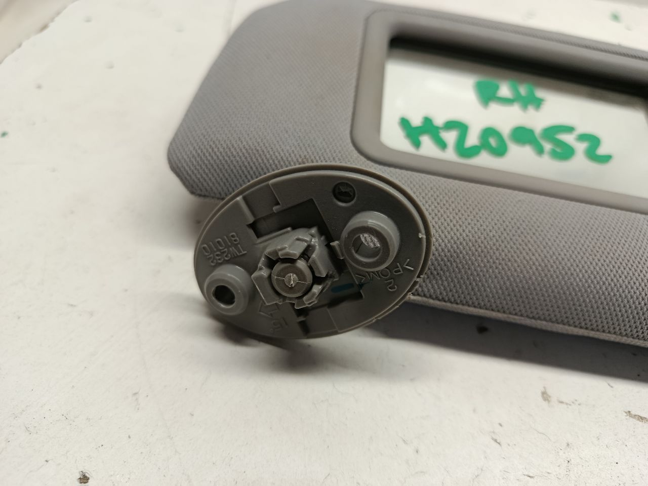 Part image 3