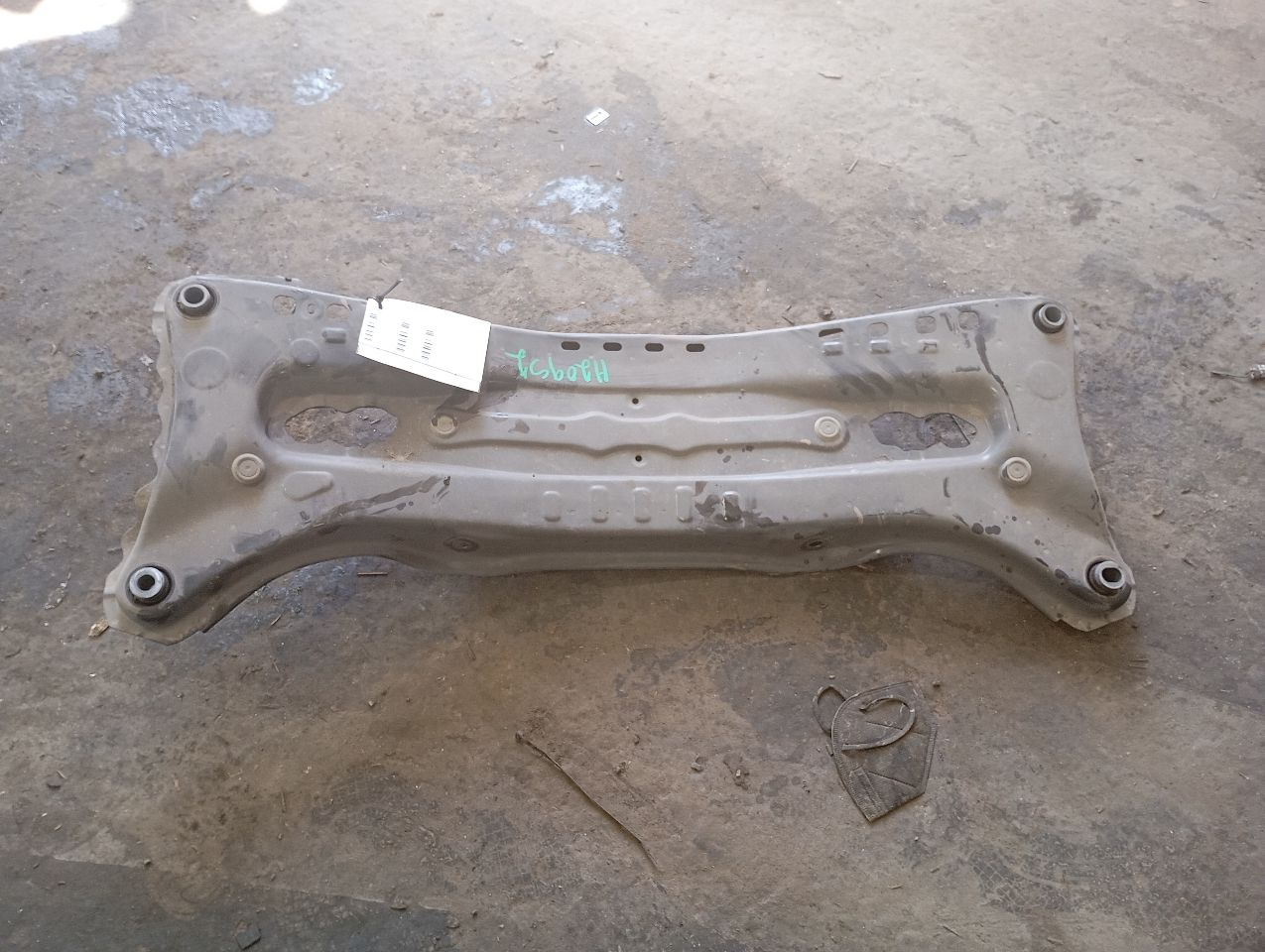 Part image 3