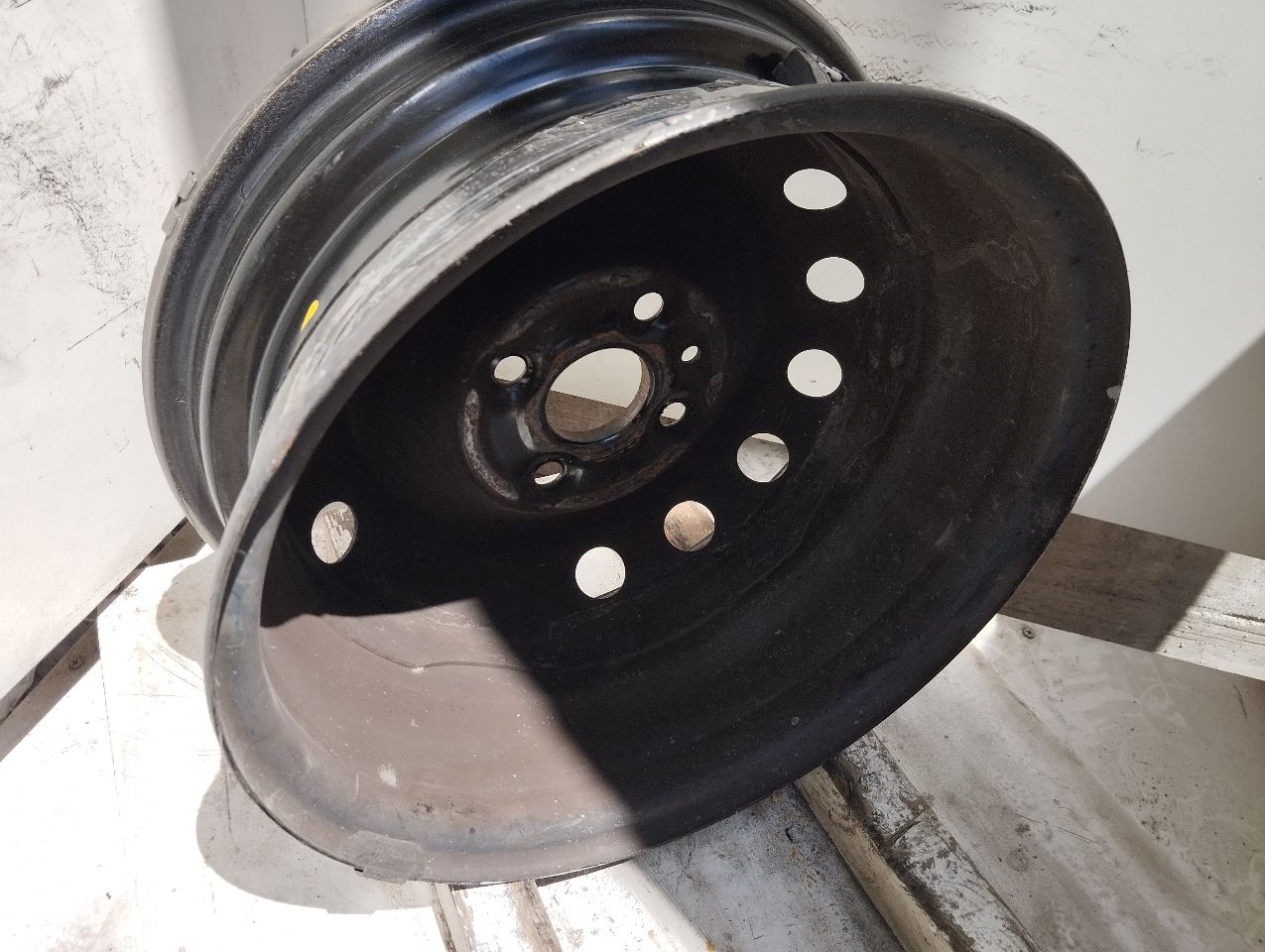 Part image 3