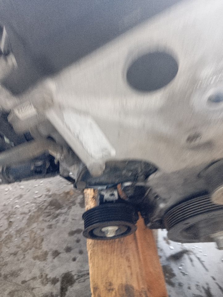 Part image 11
