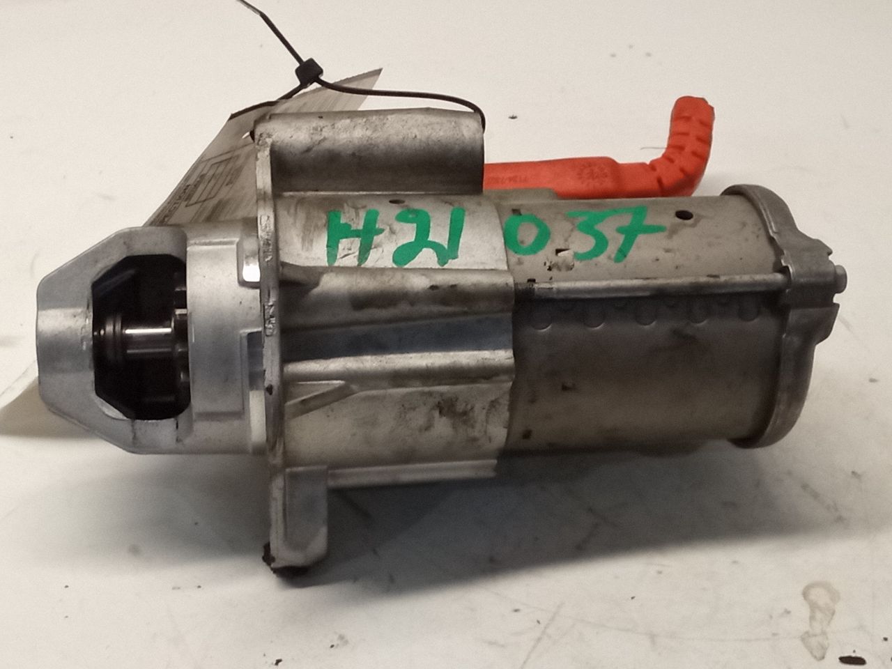 Part image 3