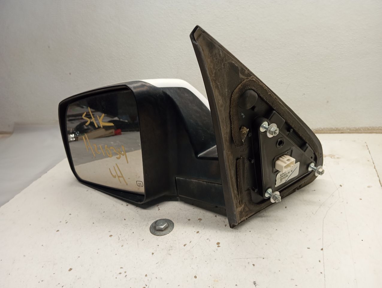 Part image 1