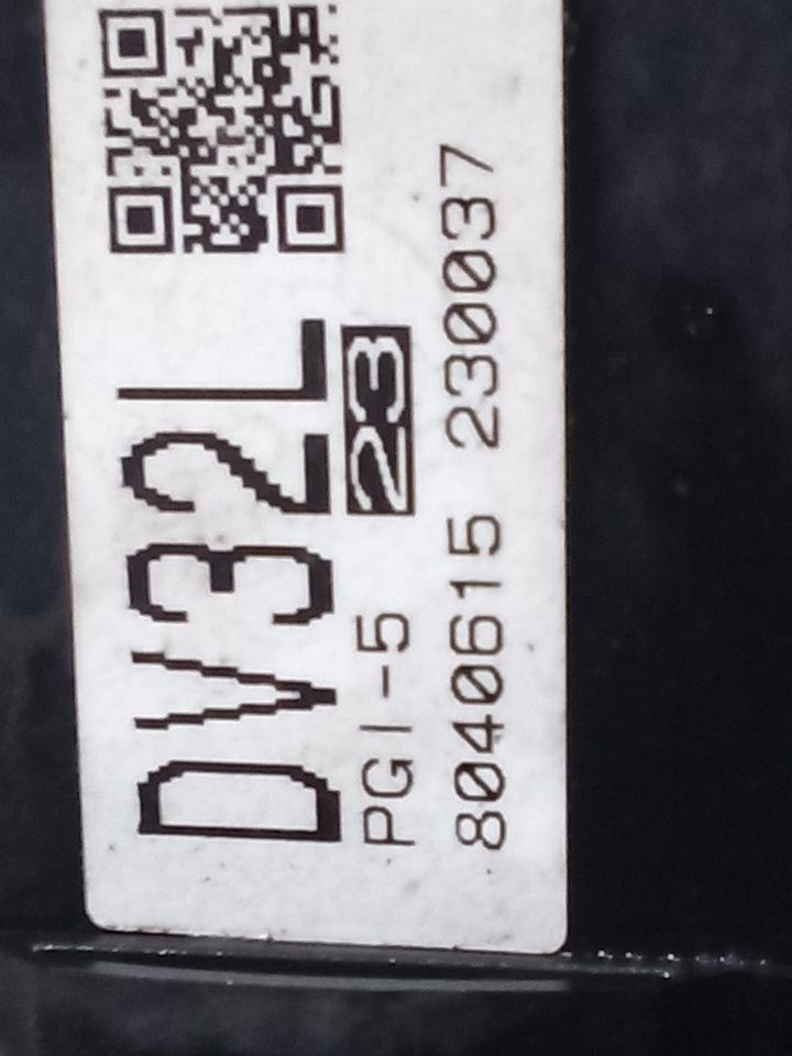Part image 9