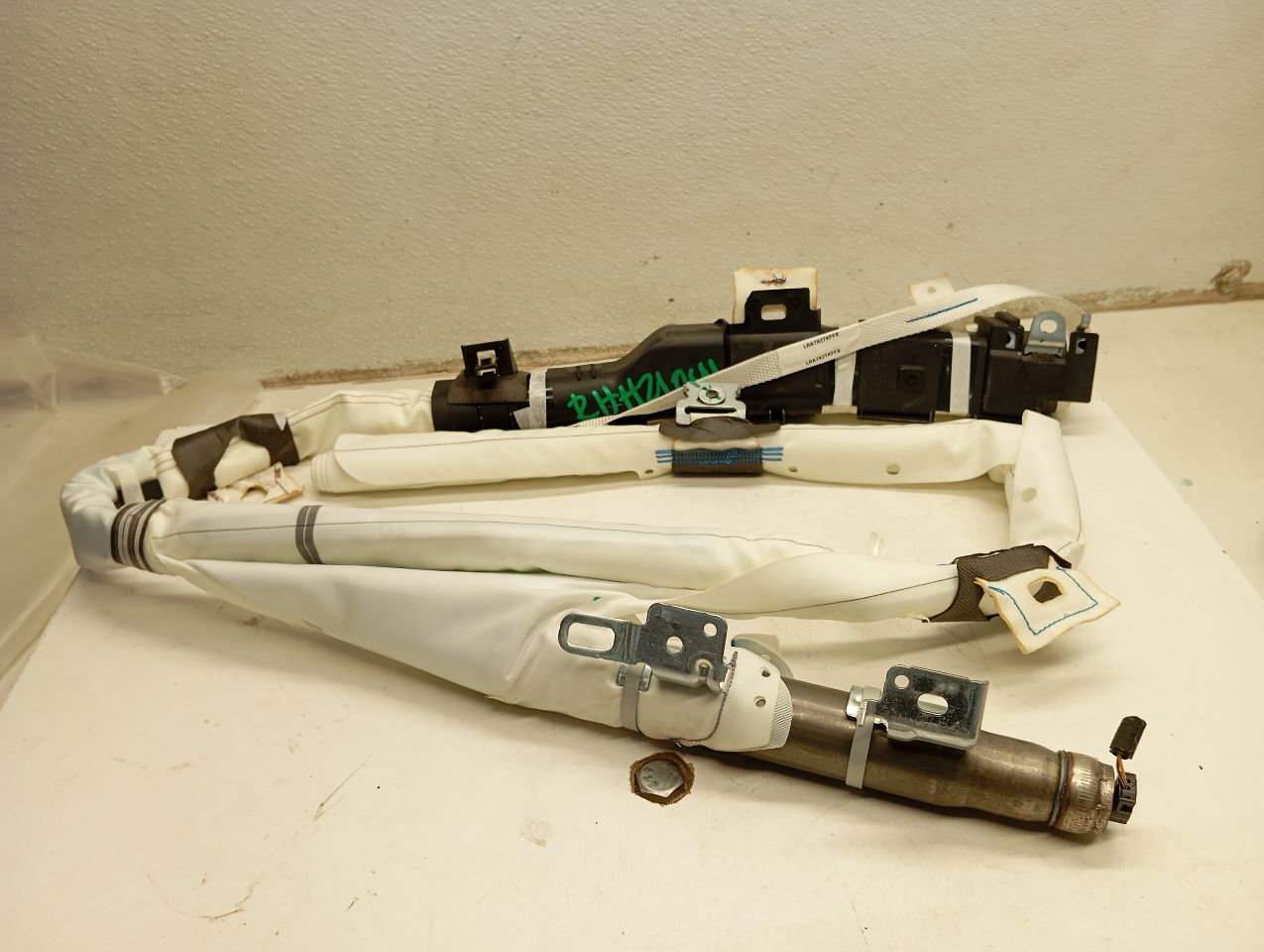 Part image 3