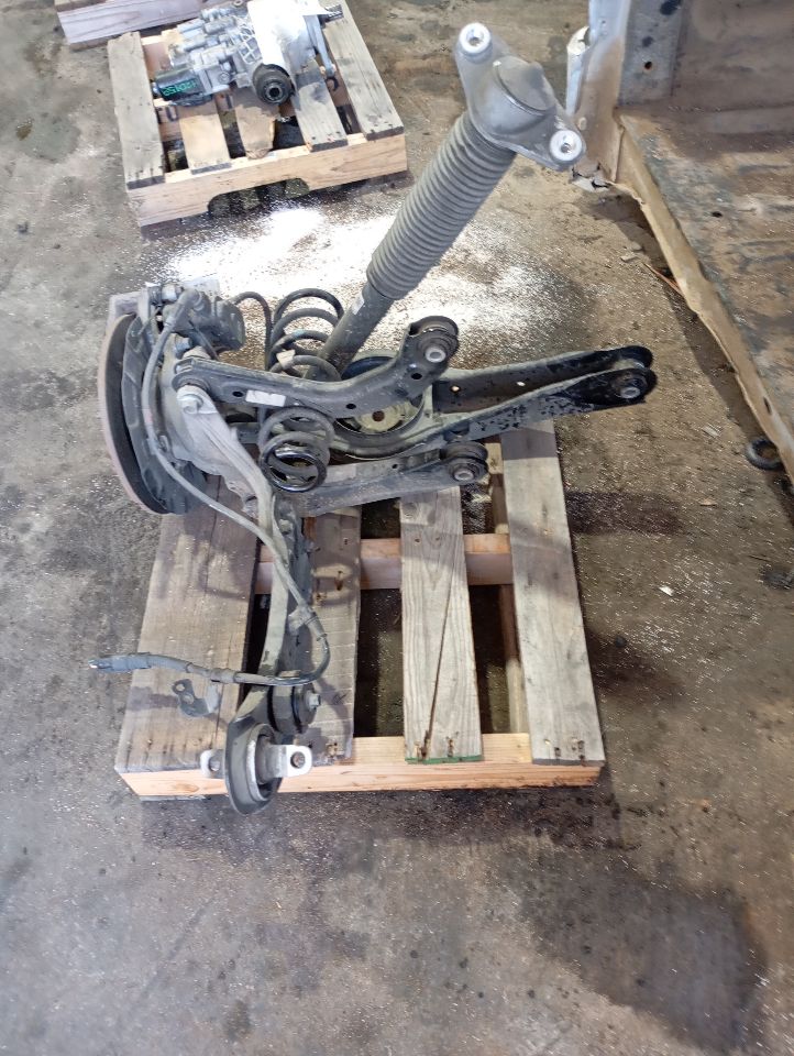 Part image 4