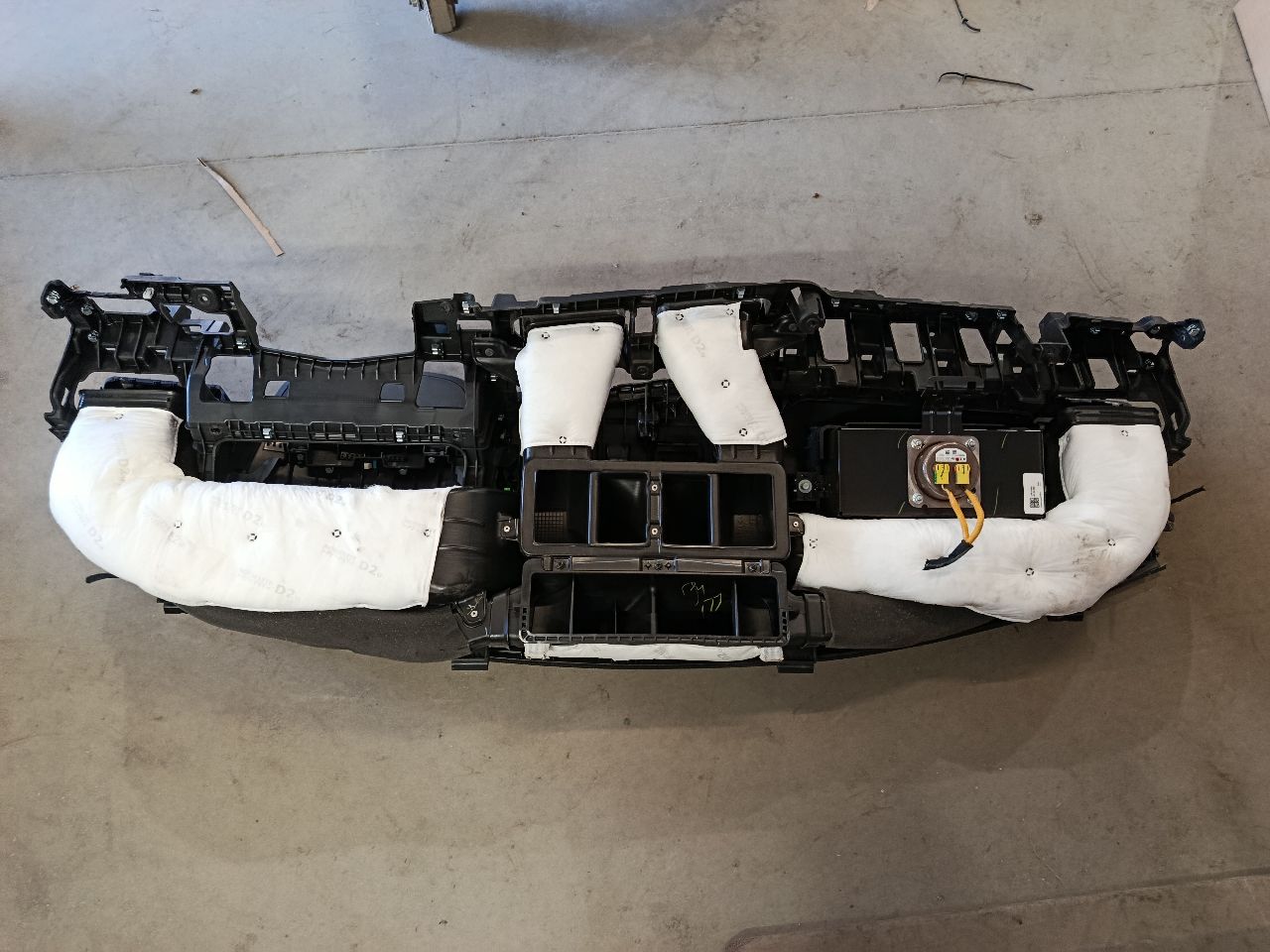 Part image 3