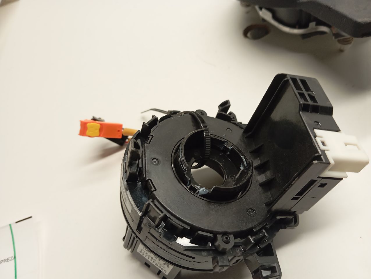 Part image 3