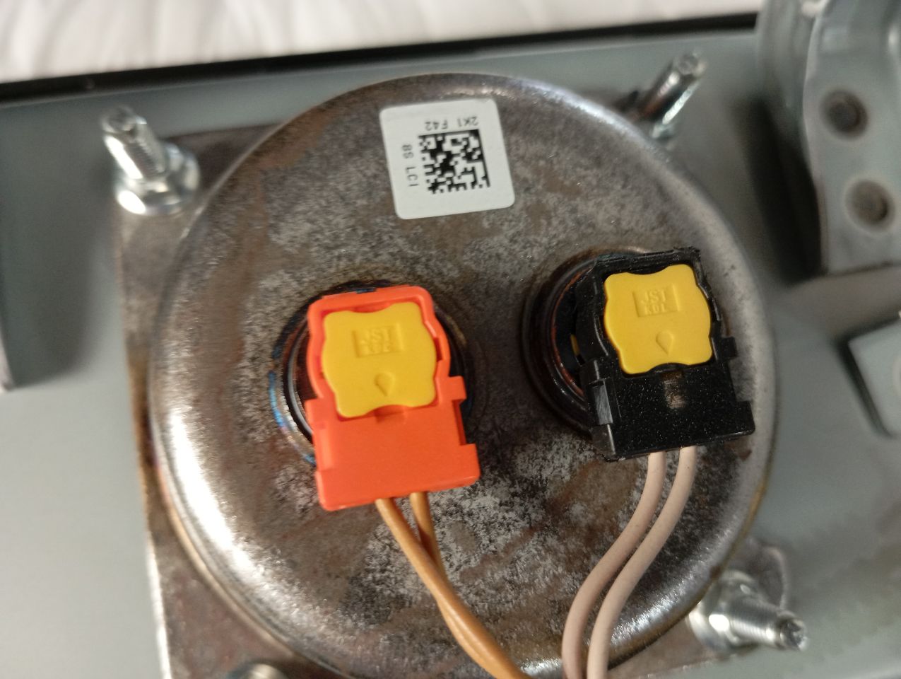 Part image 10