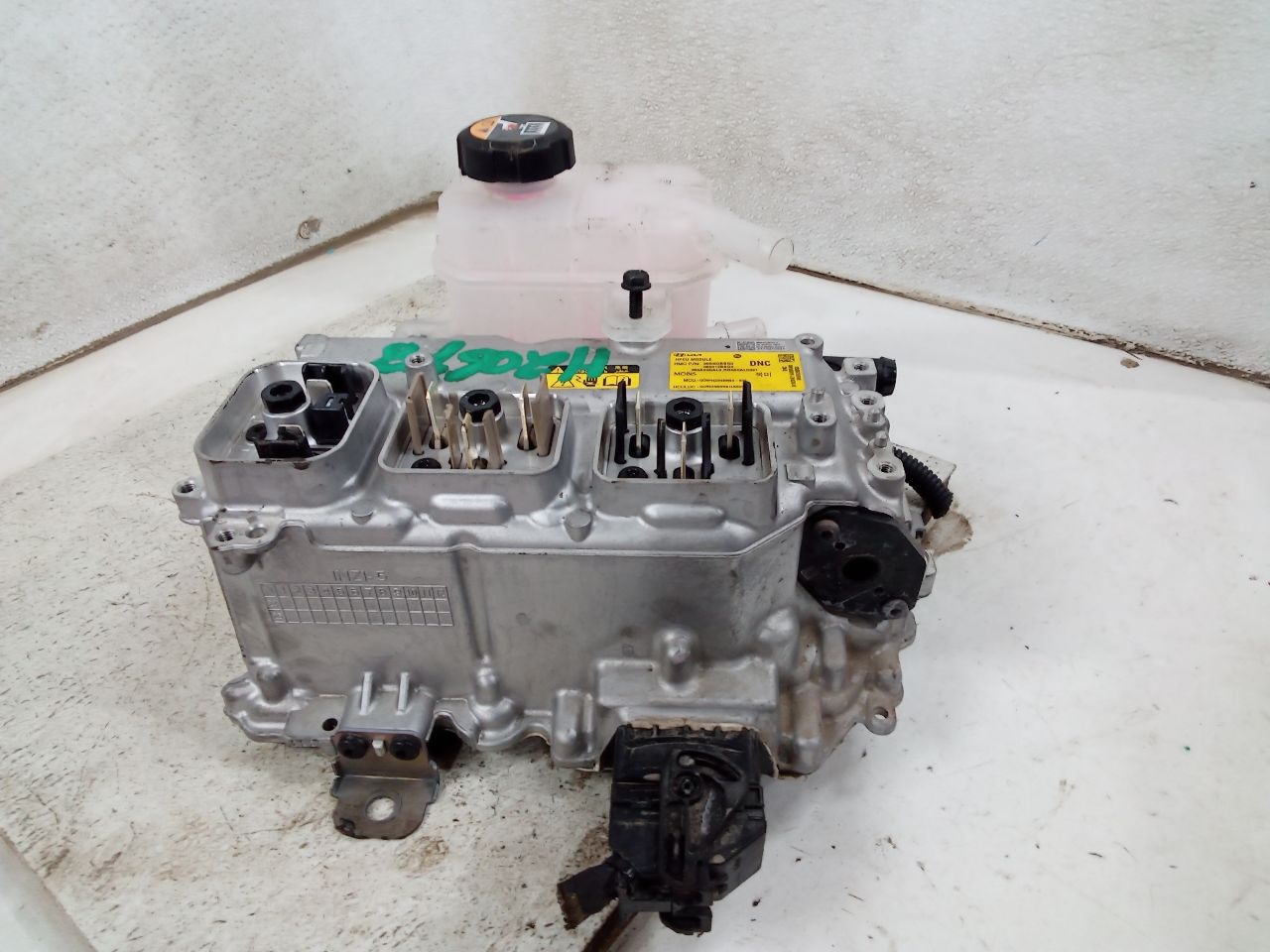 Part image 3