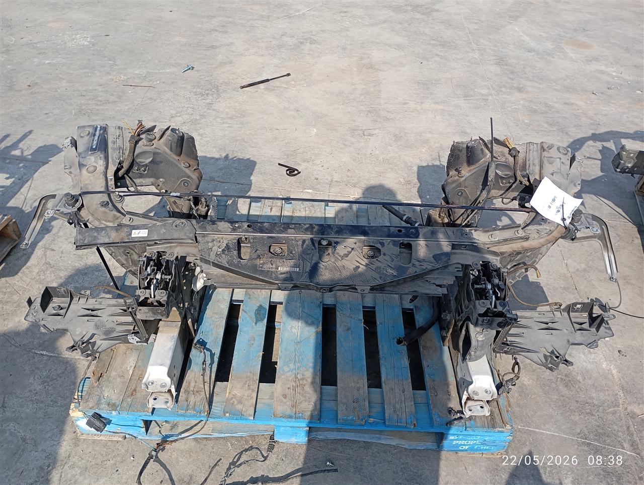 2013 BMW BMW 528i Radiator Core Supp