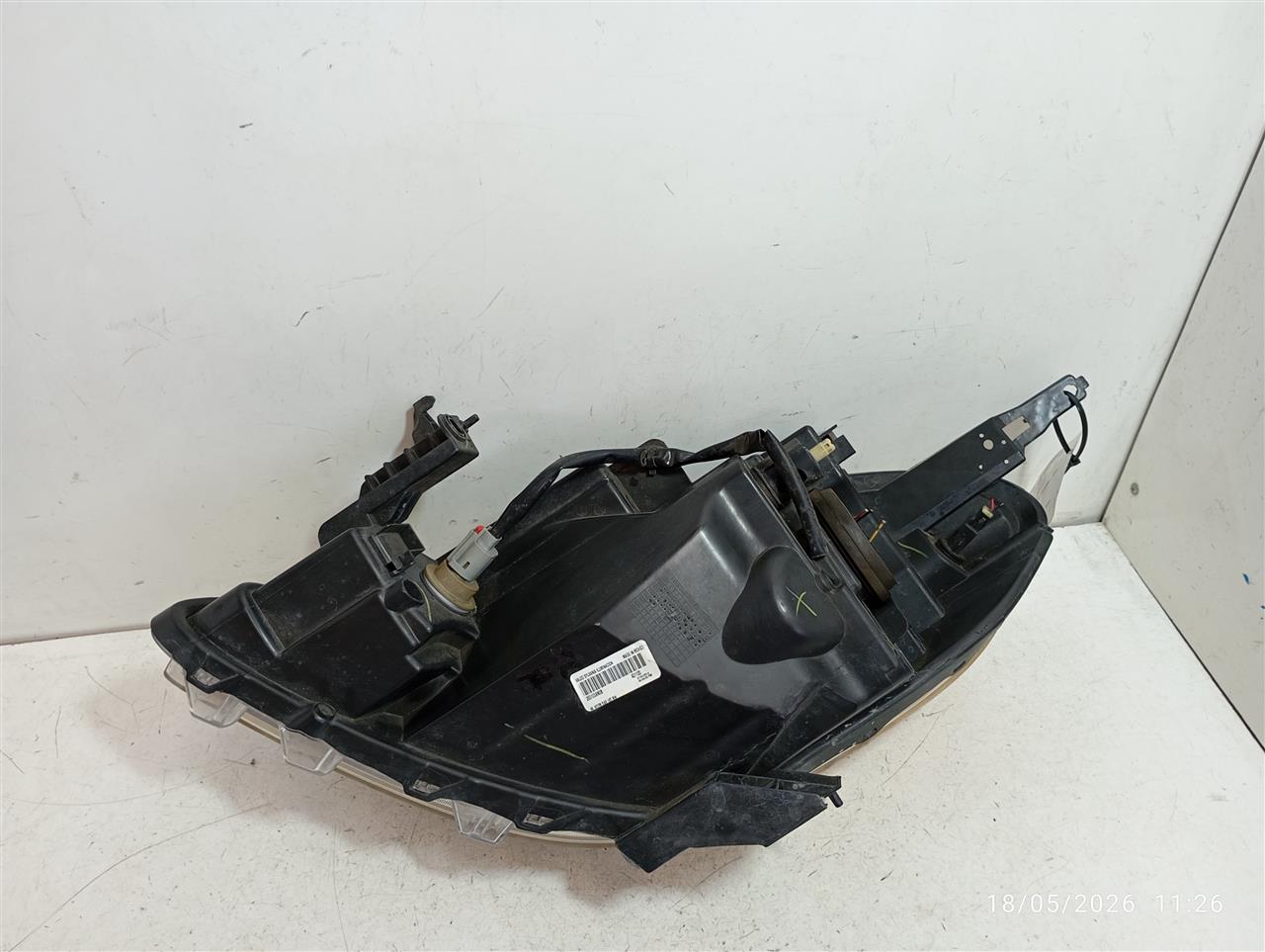 Part image 3