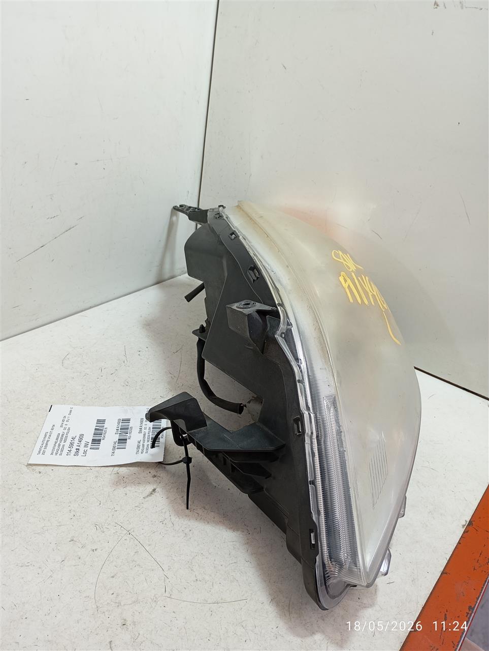 Part image 3
