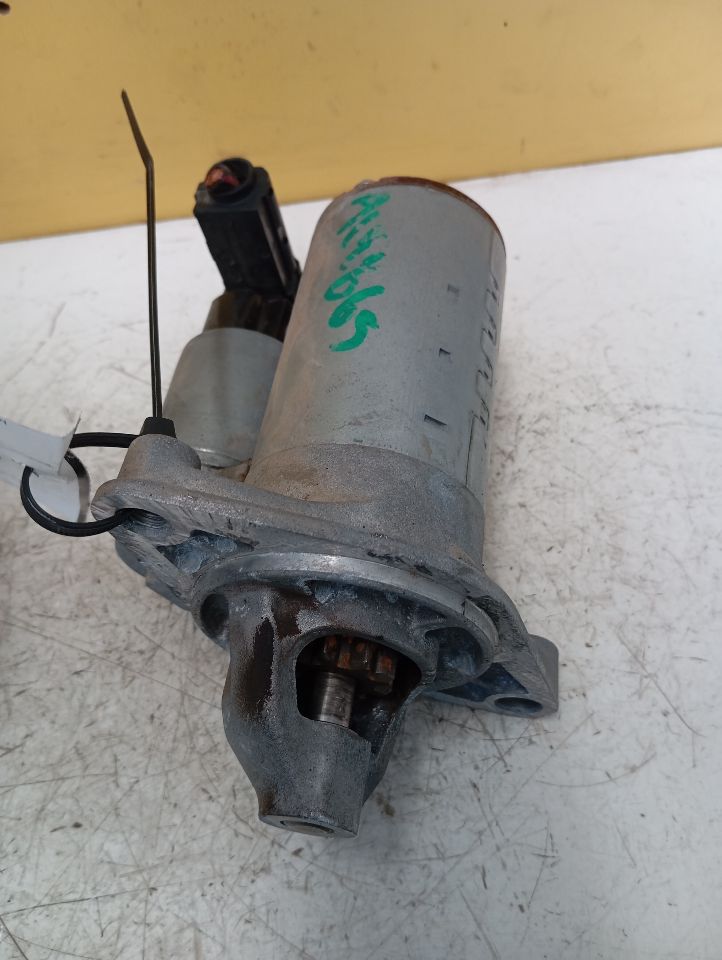 Part image 4