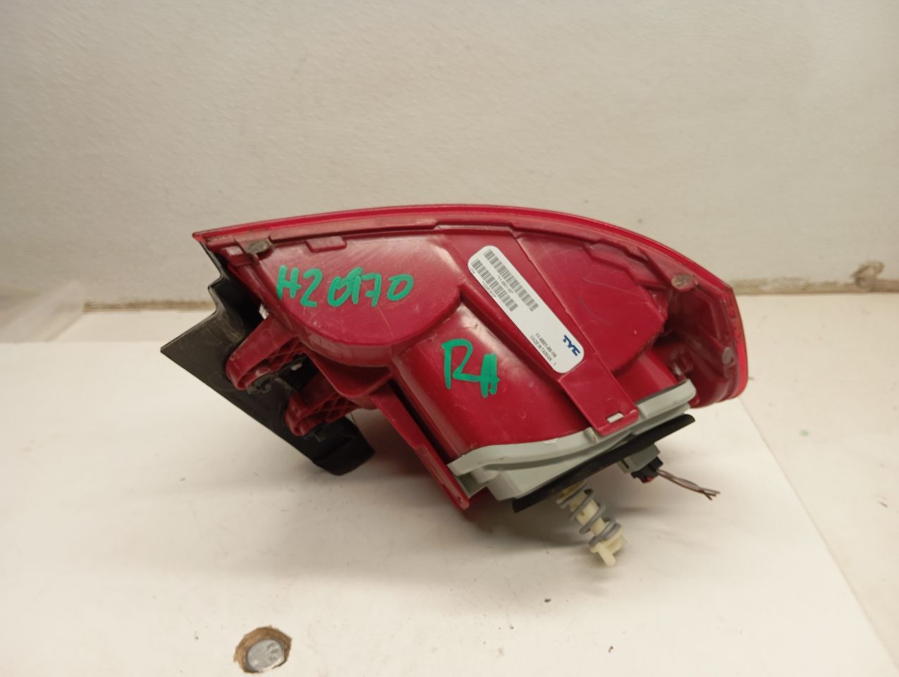 Part image 6